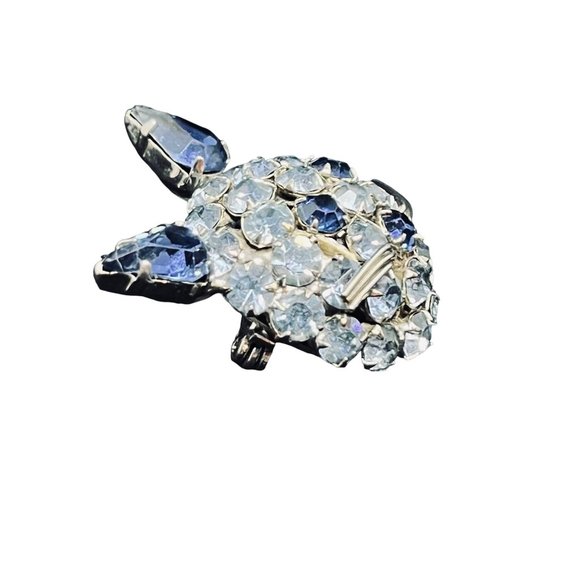 Warner Silver Tone With Two Tone Blue Glass Rhinestones Cat Head Brooch (5141) - Picture 2 of 4